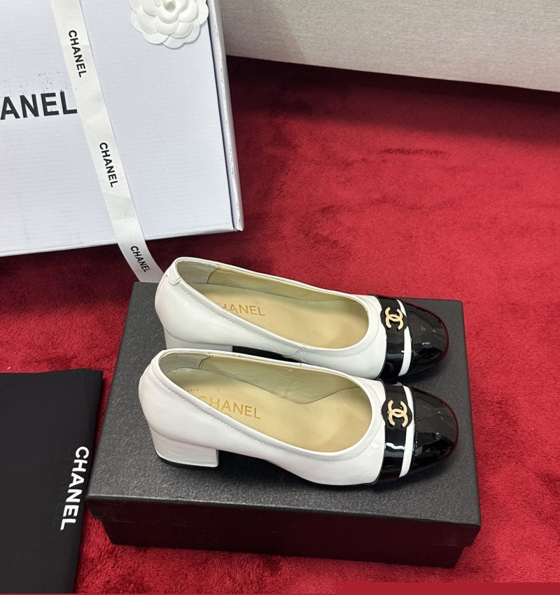 Ch*el high heels